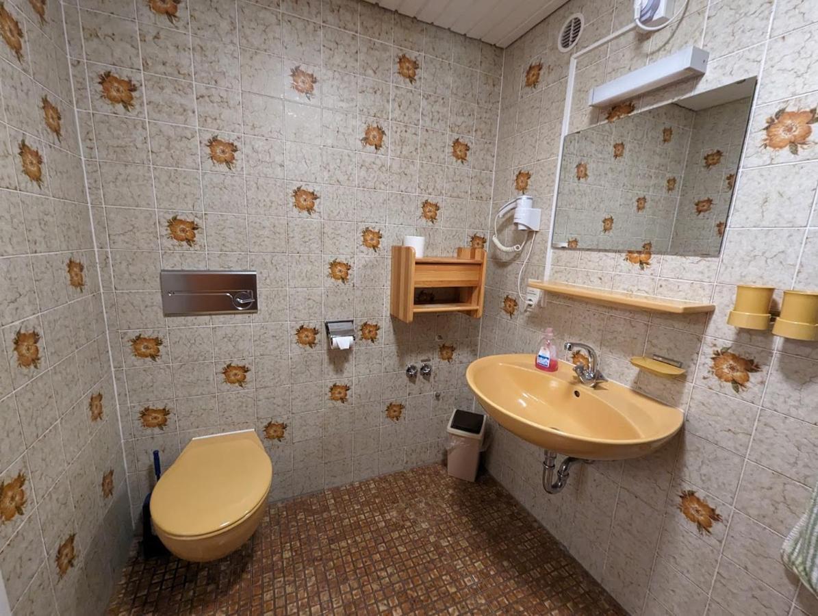 C2 Albmatte-Fewo , Hallenbad Aussenbecken Massagen Nebenan Sankt Blasien Exteriör bild
