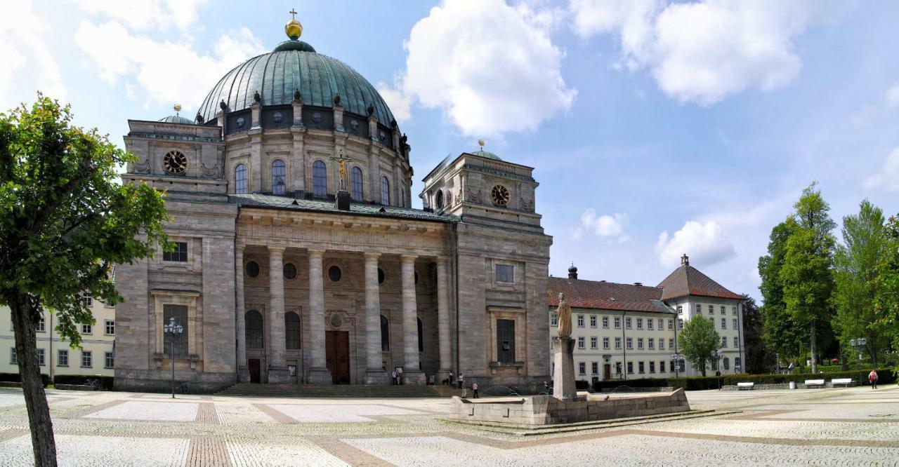 C2 Albmatte-Fewo , Hallenbad Aussenbecken Massagen Nebenan Sankt Blasien Exteriör bild